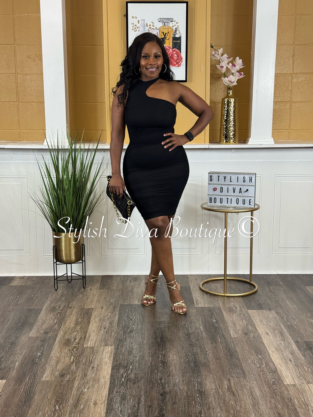 Bold Cut Dress (Black)