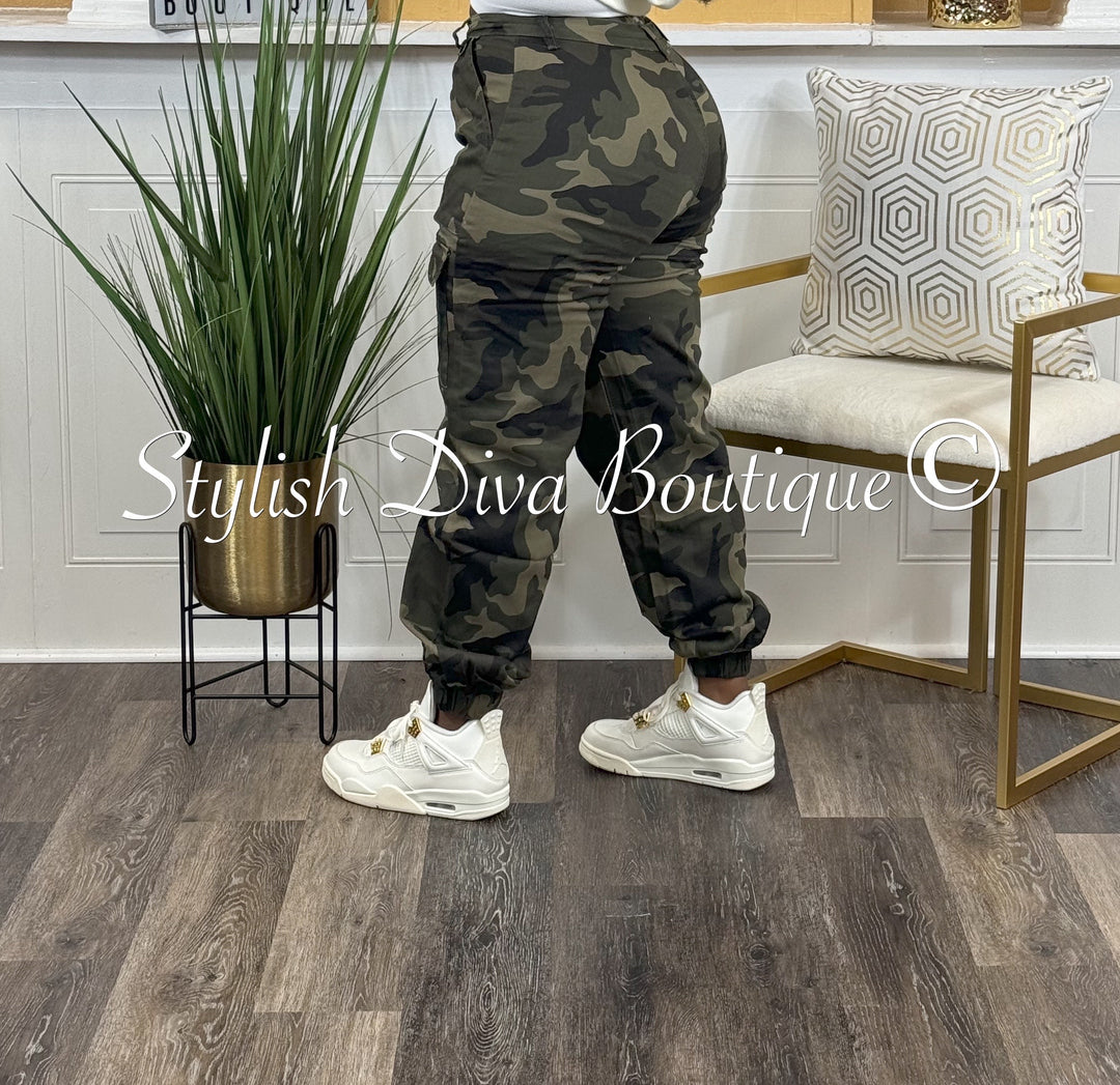 Major Feels Camo Joggers