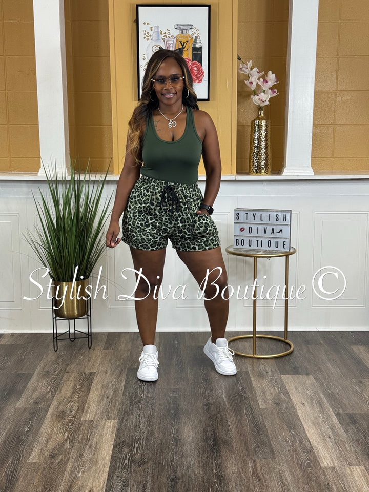 Wildly Cute Leopard Short Set (Army Green/Green Leopard)