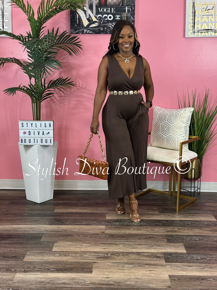 Cyndi Sleeveless Capri Jumpsuit (Brown)