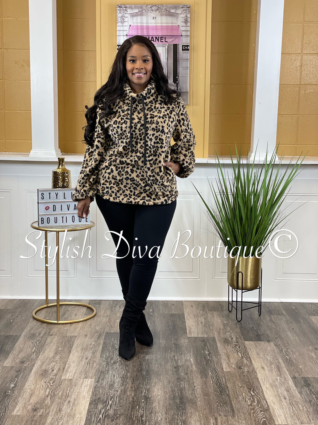 Printed Faux Fur Pullover Top (Leopard Print)