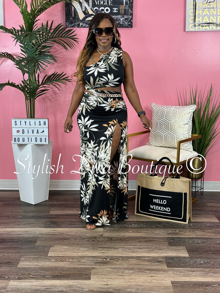 Vacation Fame Maxi Dress (Black Floral)