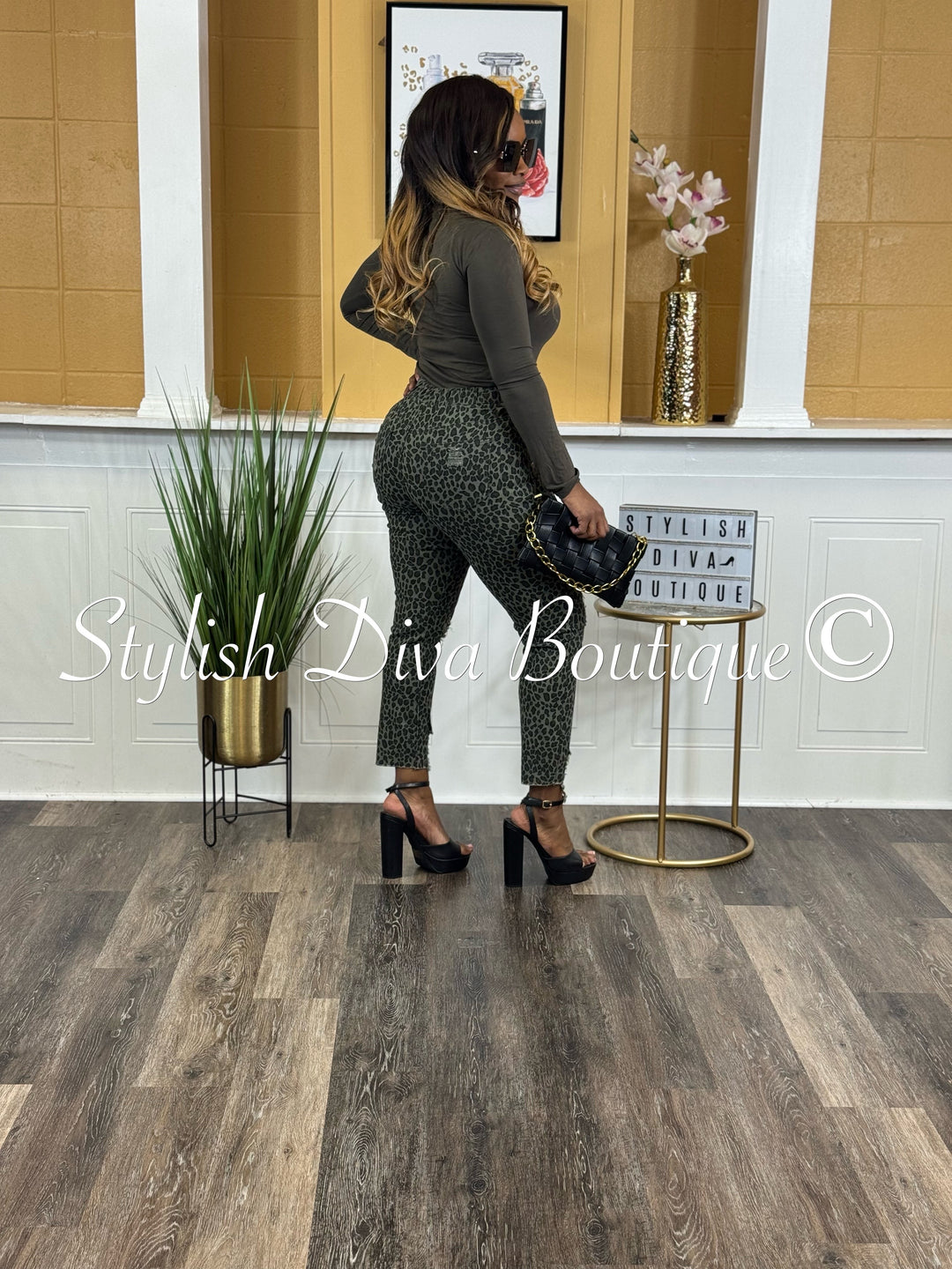 Wild Side Ankle Joggers up to 3XL (Olive/Black)