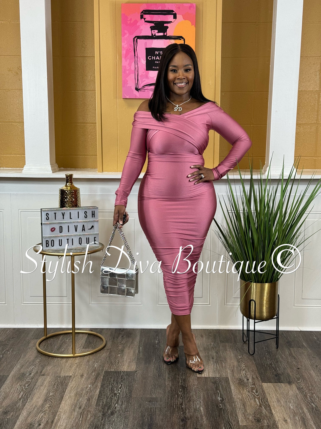 Malia Off Shoulder Midi Dress up to 3XL (Pink) Malia Off Shoulder Midi Dress up to 3XL (Pink)