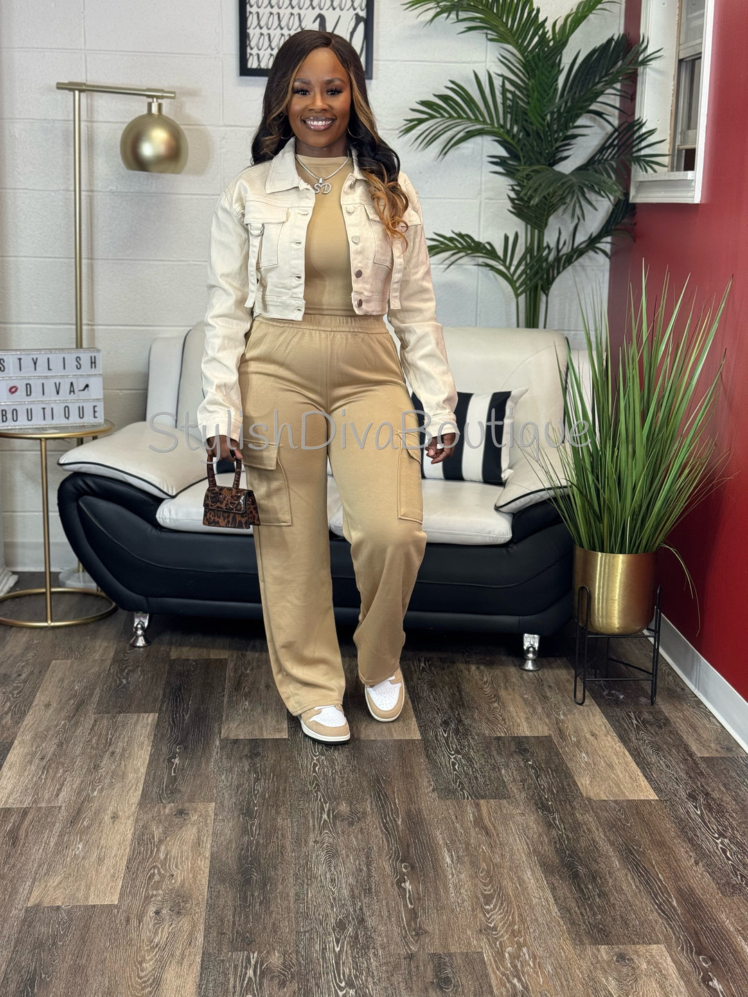 Onyx Vibes Cropped Denim Jacket (Cream)