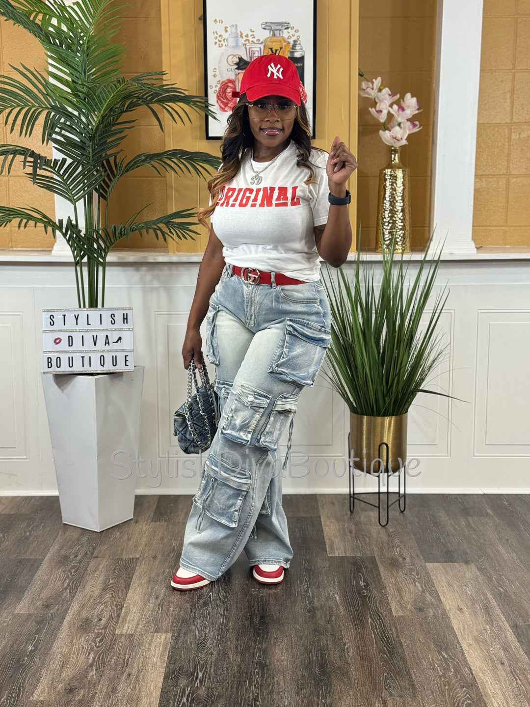 ORIGINAL Signature Graphic Tee (White Shirt/Red Print)