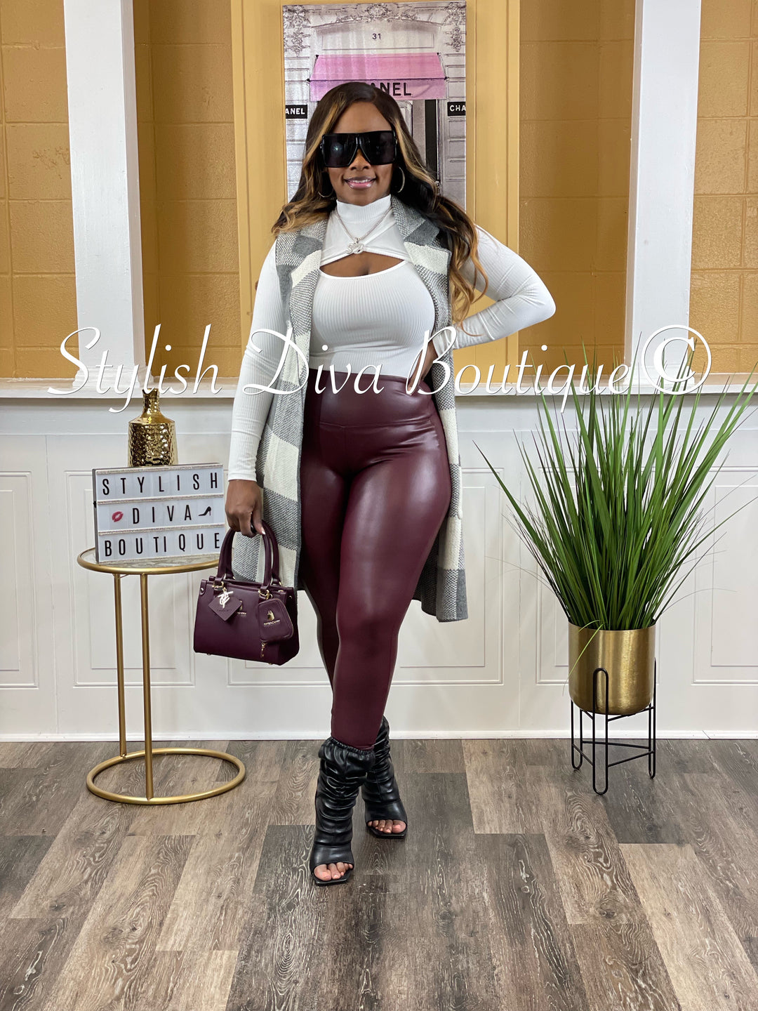 Faux Leather Leggings up to 3XL (Burgundy) – Stylish Diva Boutique