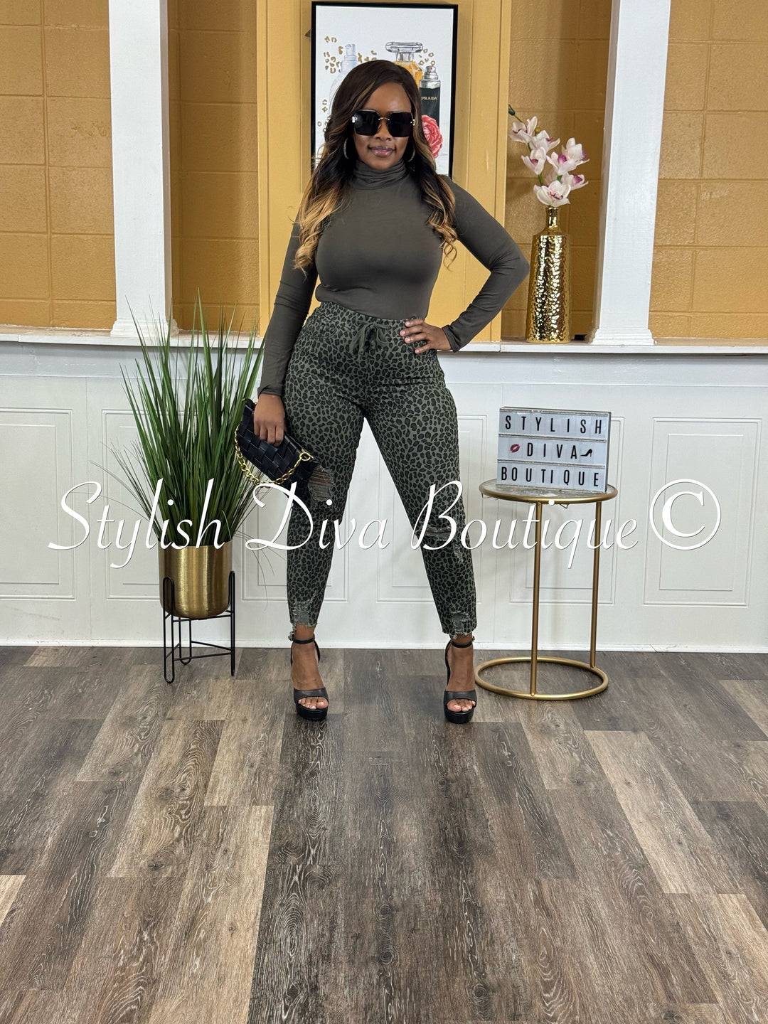 Wild Side Ankle Joggers up to 3XL (Olive/Black)