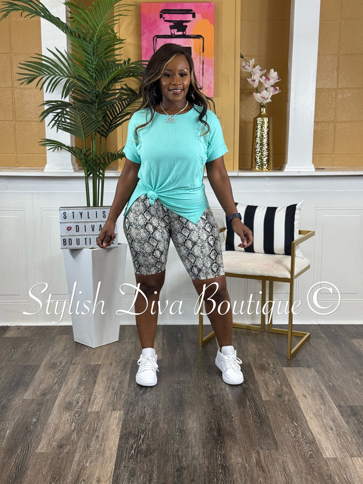 Print Me Pretty Biker Set (Mint/Black Snake)