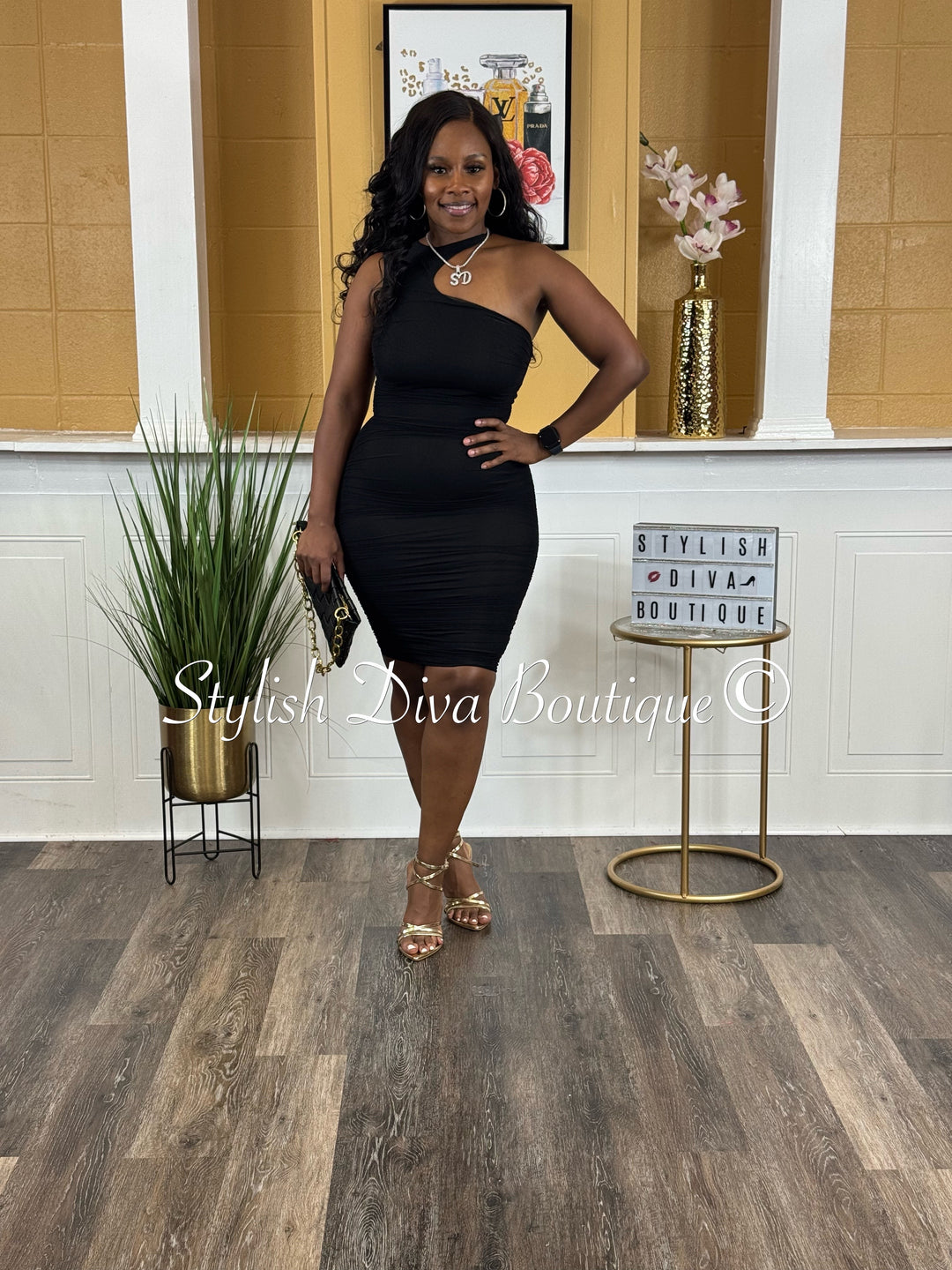 Bold Cut Dress (Black)