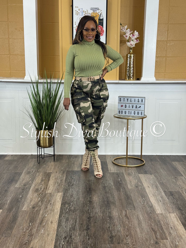 Rilo L/S Ribbed Turtleneck Sweater Top (Lt Olive)