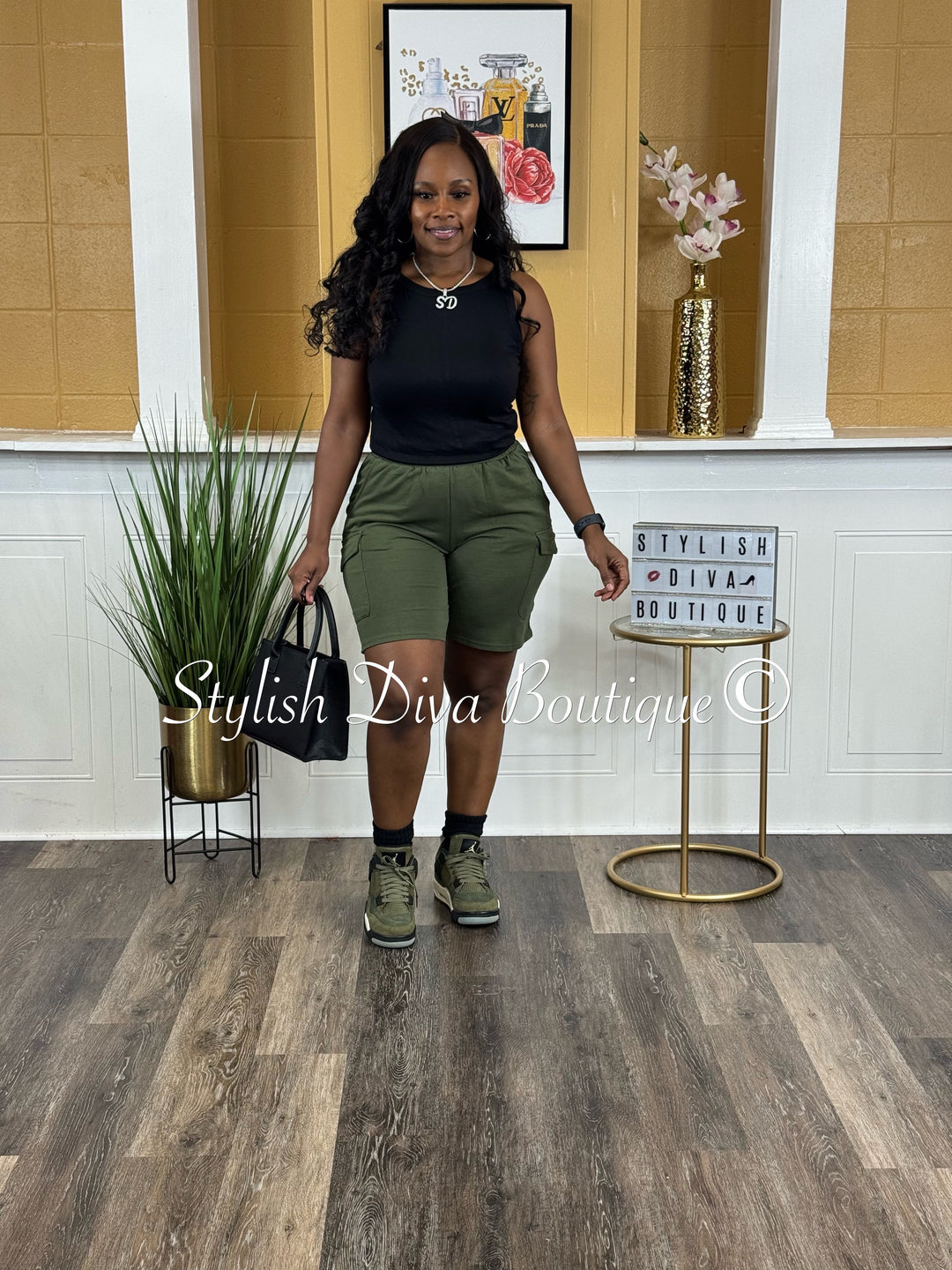 Street Chic Cargo Shorts (Olive)