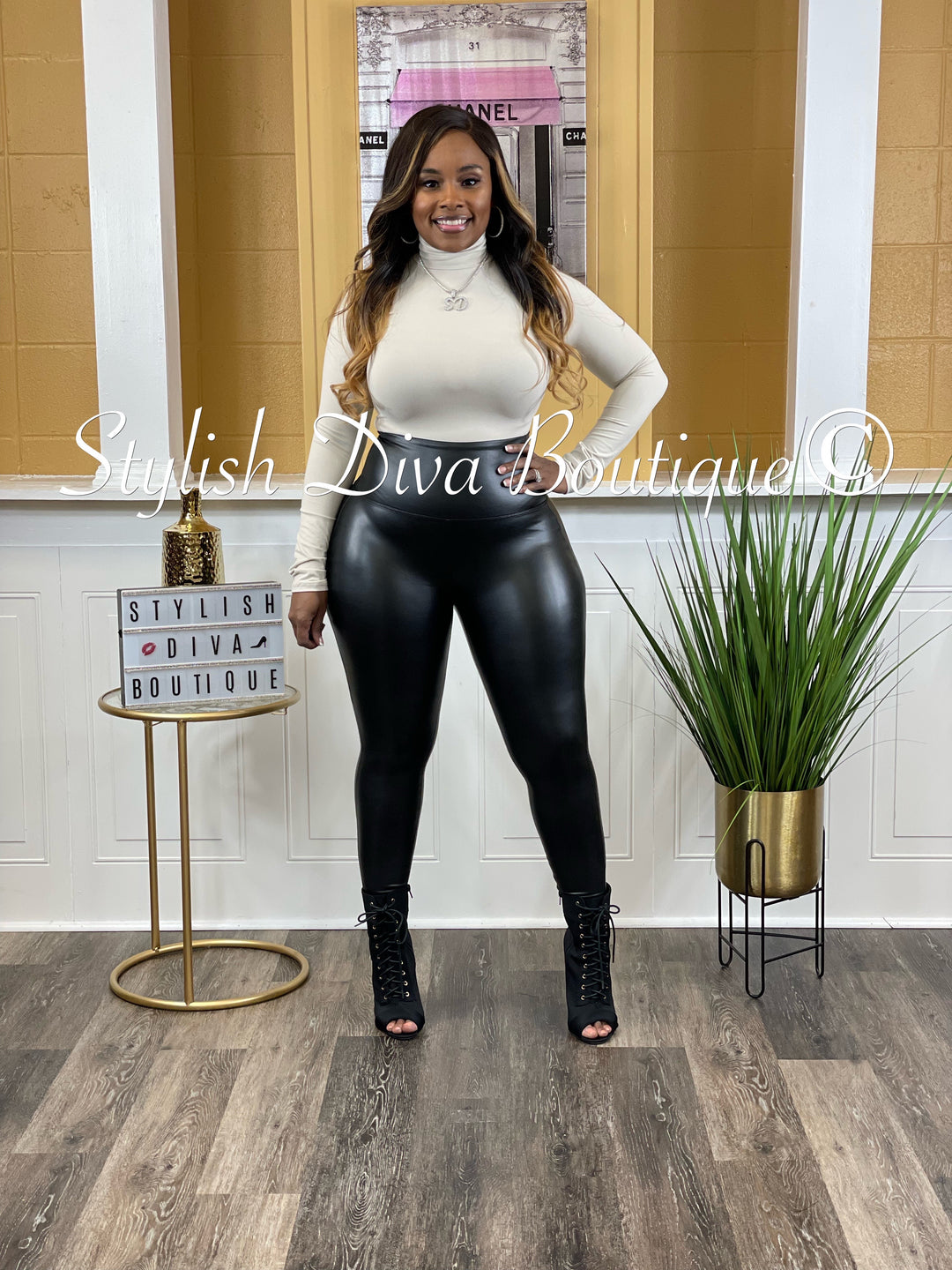 The Most Flattering Moto Leggings  The Teacher Diva: a Dallas Fashion Blog  featuring Beauty & Lifestyle