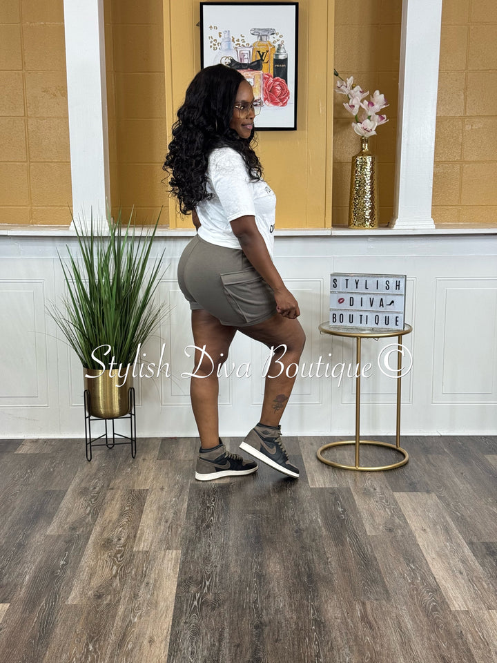 Sammie Fleece Cargo Shorts (Taupe Brown)