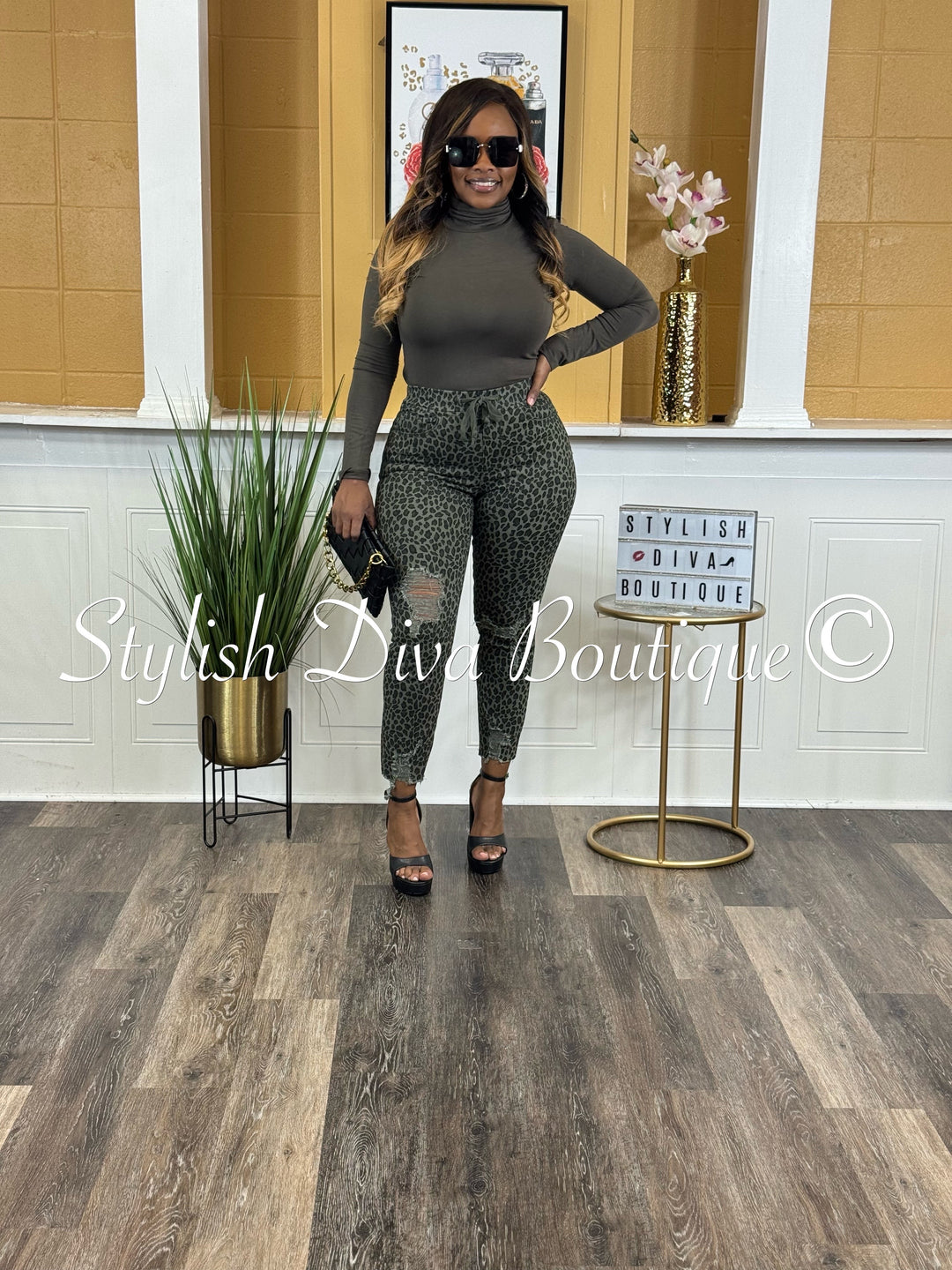 Wild Side Ankle Joggers up to 3XL (Olive/Black)