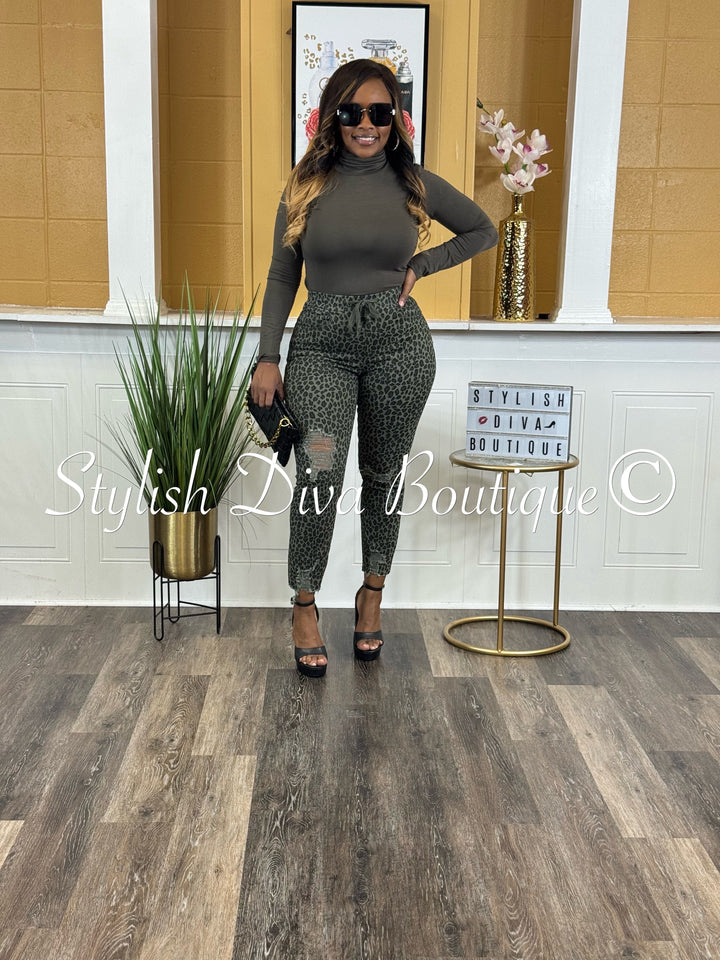 Wild Side Ankle Joggers up to 3XL (Olive/Black)