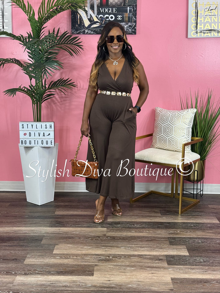 Cyndi Sleeveless Capri Jumpsuit (Brown)