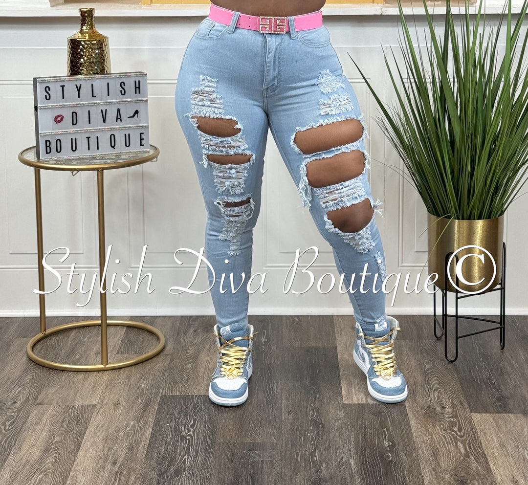 Sydney Distressed Cropped Jeans (Light Wash)
