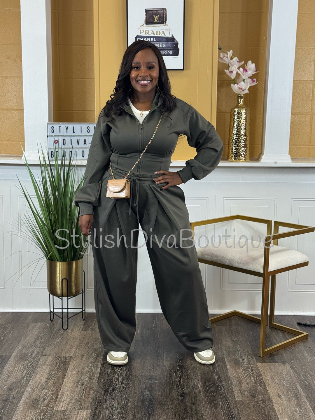 Off Duty Chic Barrel Leg Set (Olive)