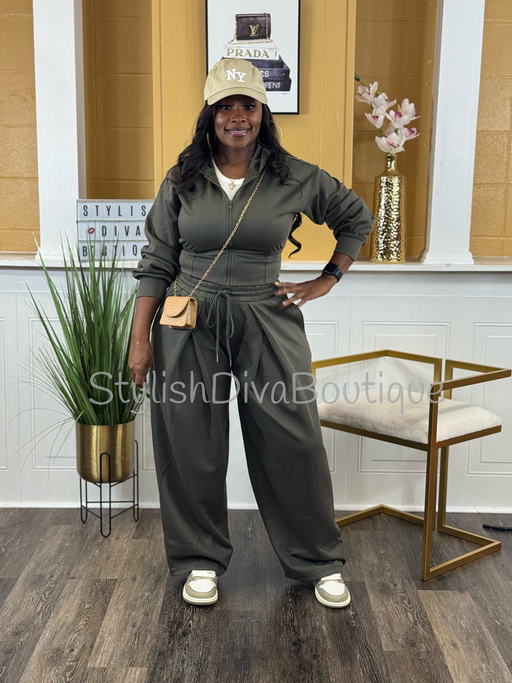 Off Duty Chic Barrel Leg Set (Olive)