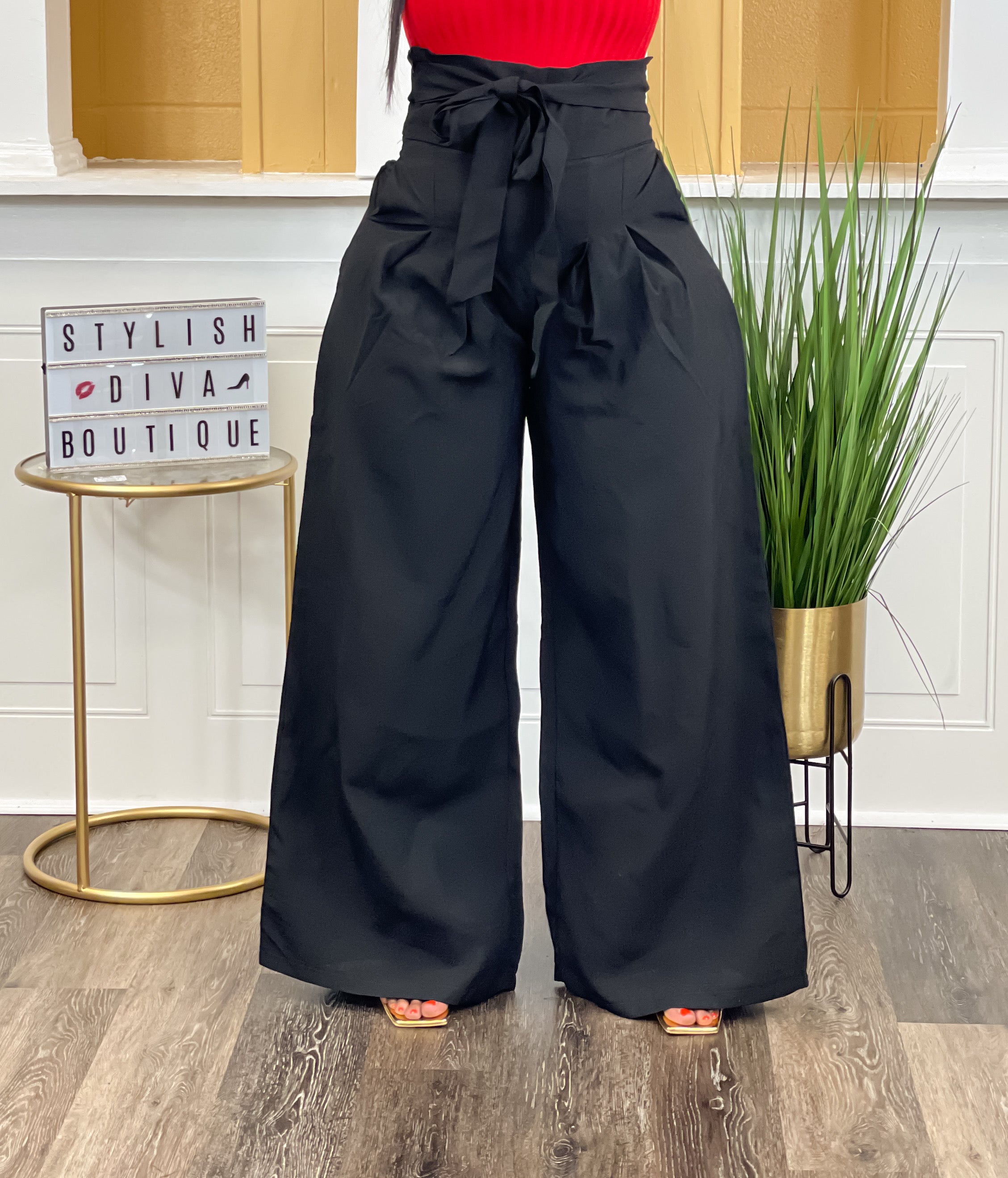 Sleek and stylish are these black dressy cargo pants! 😍 Wear with a fitted  top or chunky sweater! Tap to shop now! | Instagram