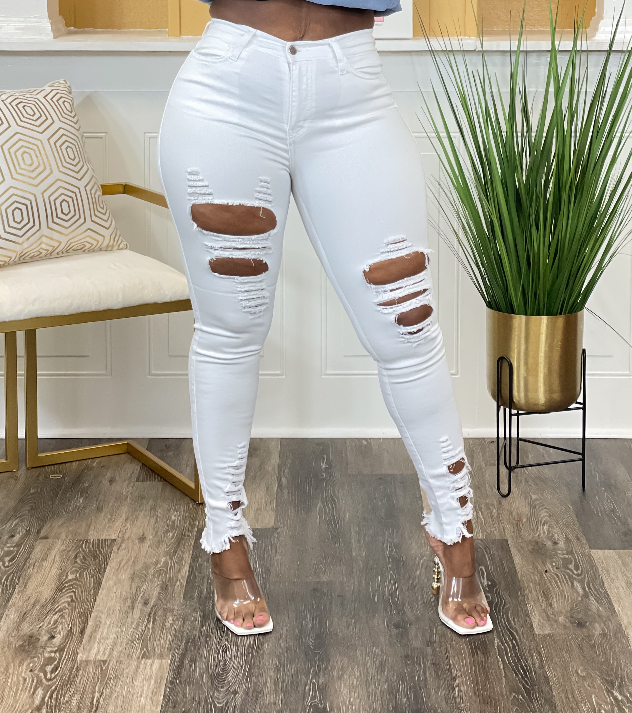 White cropped deals ripped jeans