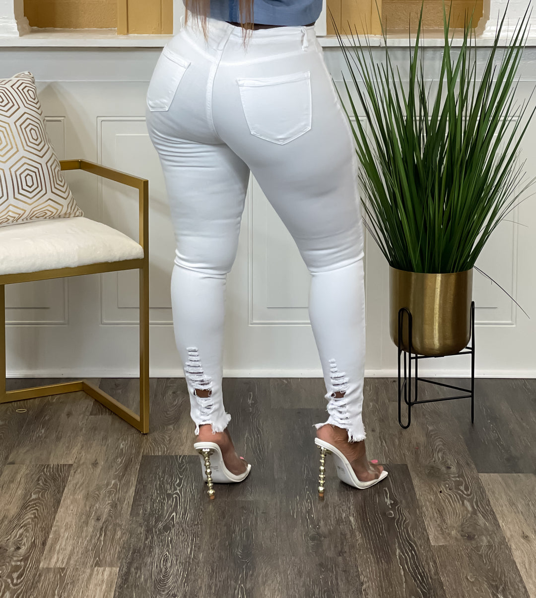 Tiffani Cropped Distressed Jeans up to 3XL (White)