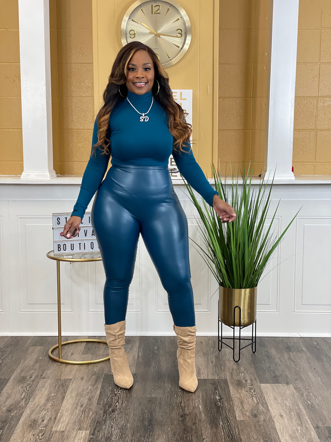 Faux Leather Leggings (Teal) Stylish Diva Boutique Faux Leather Leggings (Teal) Stylish Diva Boutique